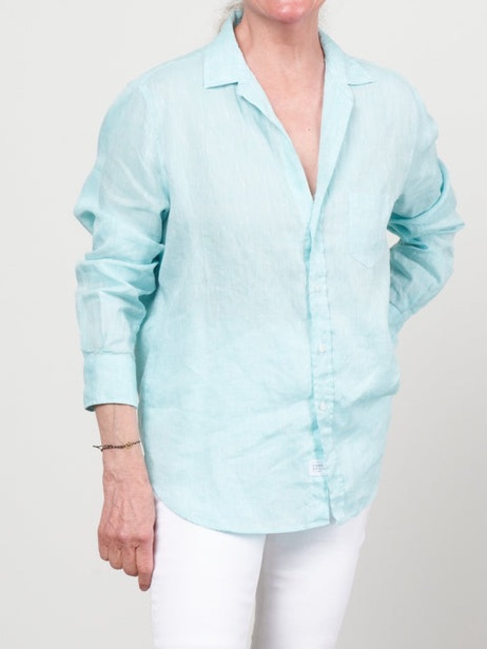 Frank and Eileen Eileen Woven Button Up sea foam S perfect condit smoke pet free